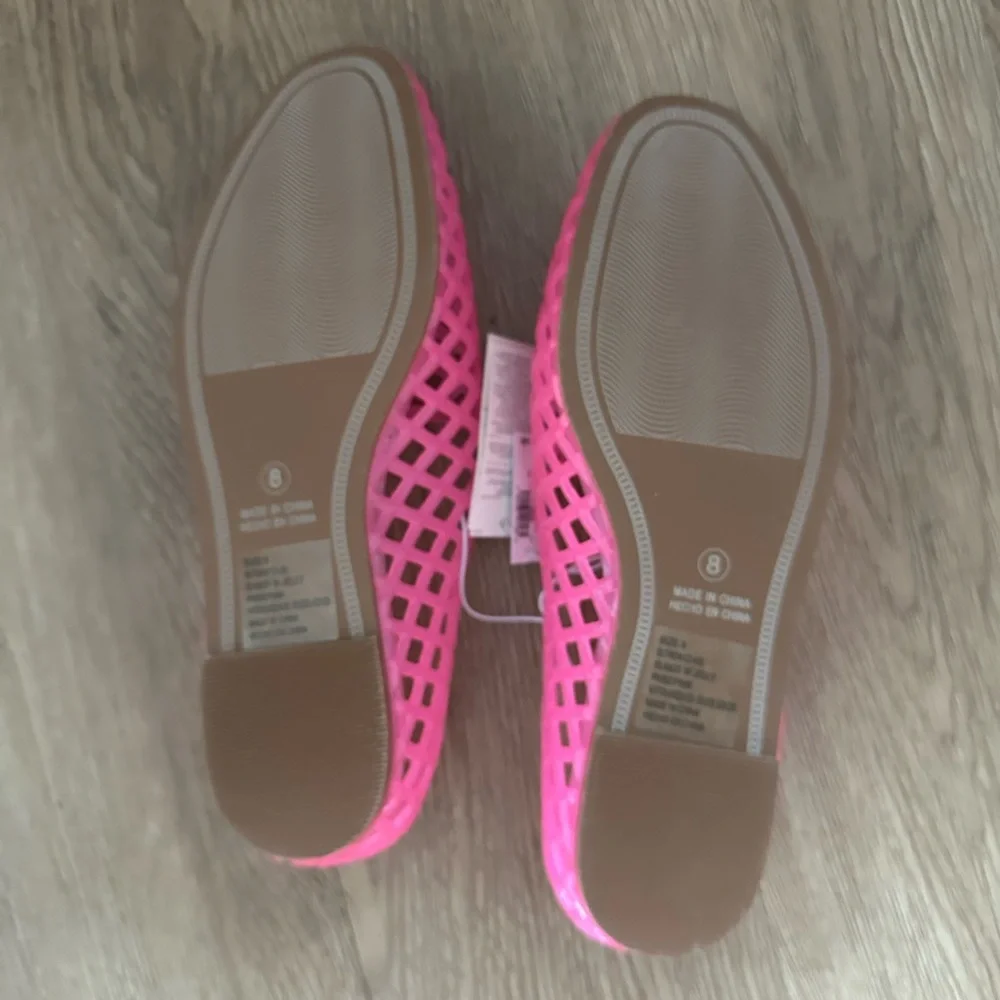GAP Women's Bright Pink Mesh Flats - Picture 5 of 5